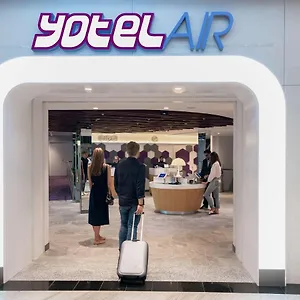 Yotelair Changi Airport Landside Singapour